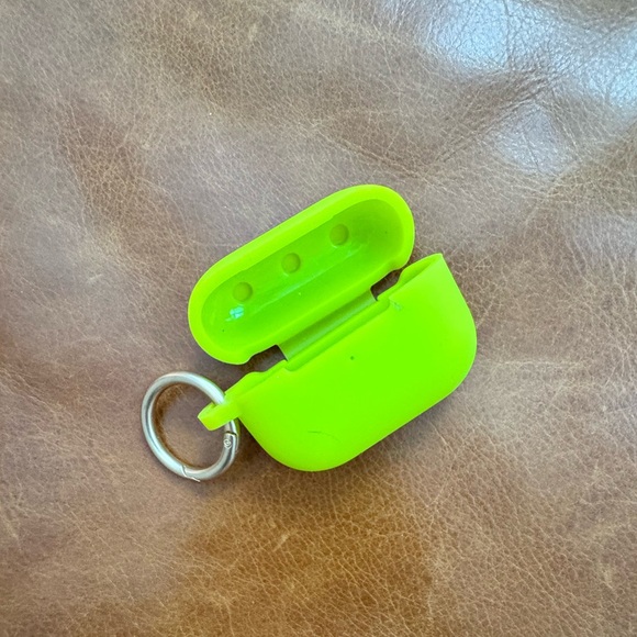 HEYDAY | airpods pro silicon case - Picture 1 of 5